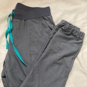 FIGS Women’s Asan Jogger Small